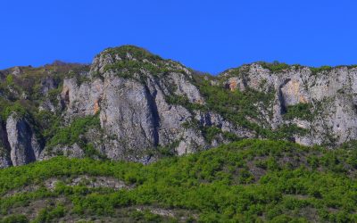 Yoga Escalade – du 2 au 6 juin ou du 6 au 10 octobre 2025